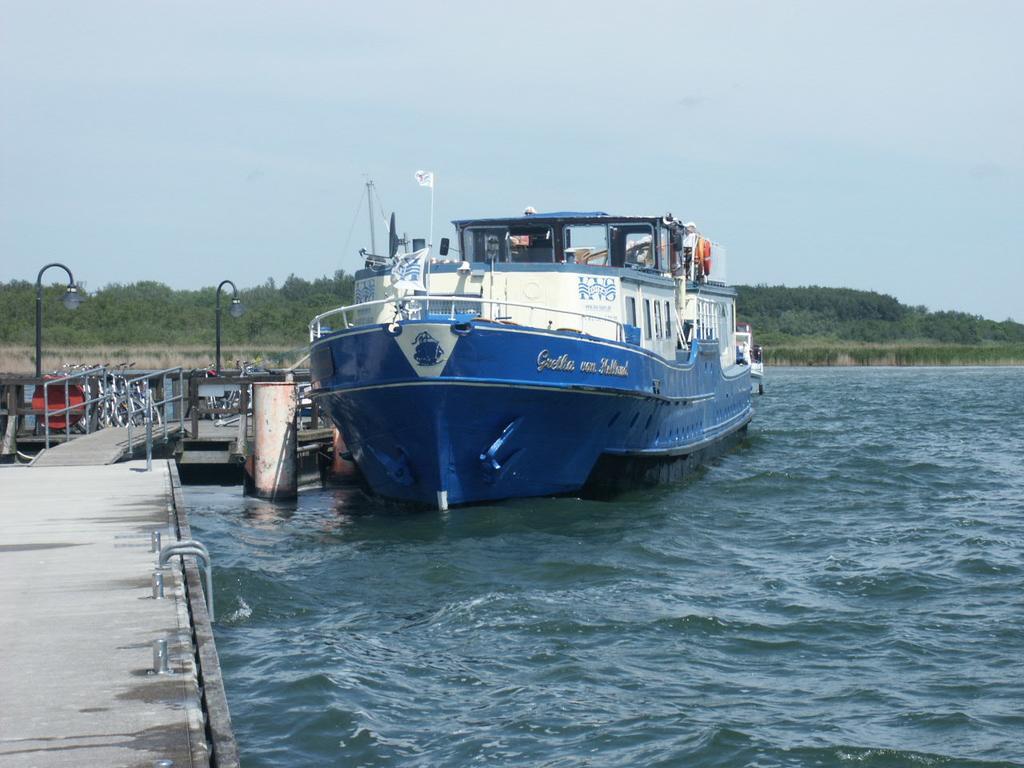 Gretha Van Holland Hotelschiff Berlin Mitte Bagian luar foto